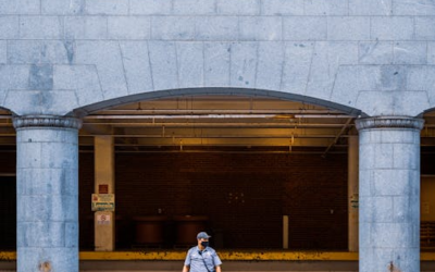 How Apartment Complex Security Services Improve Tenant Retention